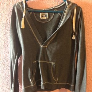 Grey converse star pullover w/ pockets and hoodie